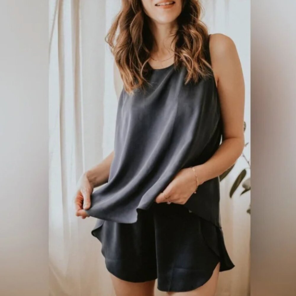 Lunya Washable Silk Tulip Tank and Shorts Sleep Set Pajama Gray Grey size Small